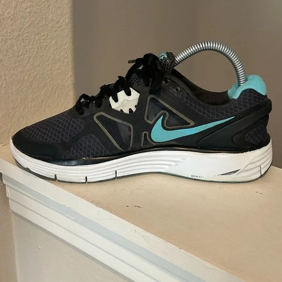 Nike WMNs Lunarglide 454315-040  Black & Turquois Running Shoes Sneaker 7.5 - Picture 2 of 8